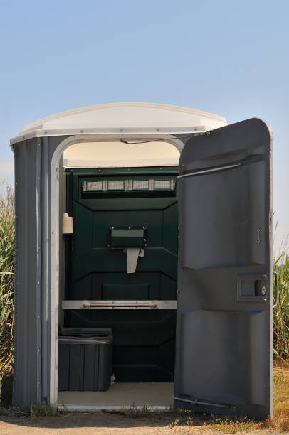 Best Affordable porta potty rental  in Puyallup, WA